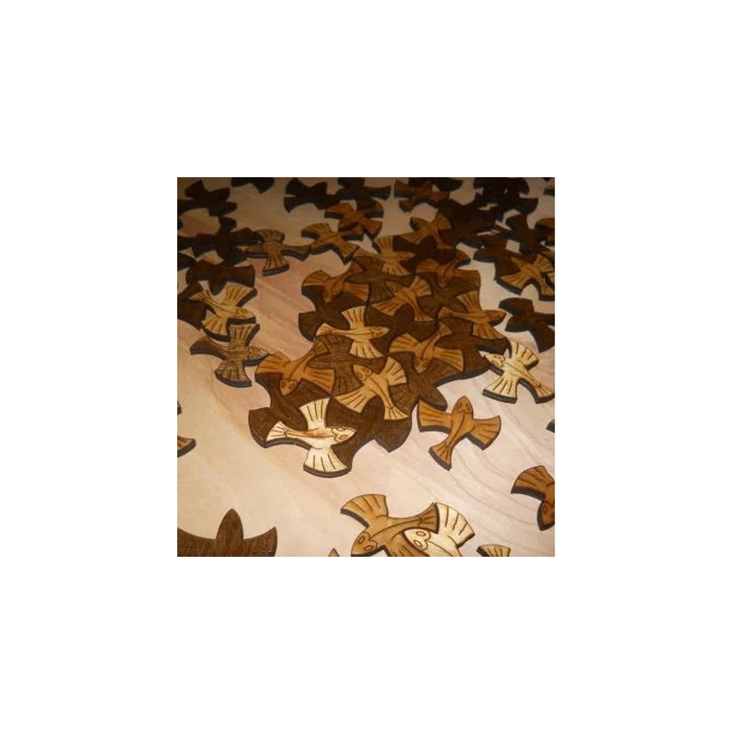 Fa puzzle – különleges repülő hal design