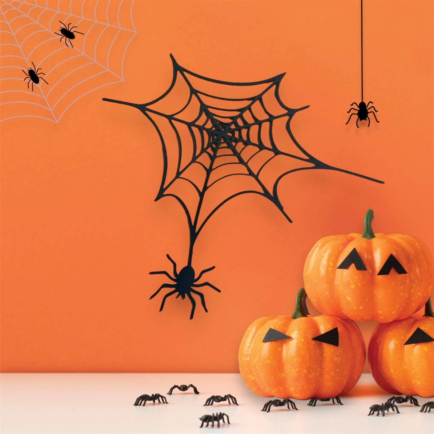 Pókháló pókkal halloween dekoráció